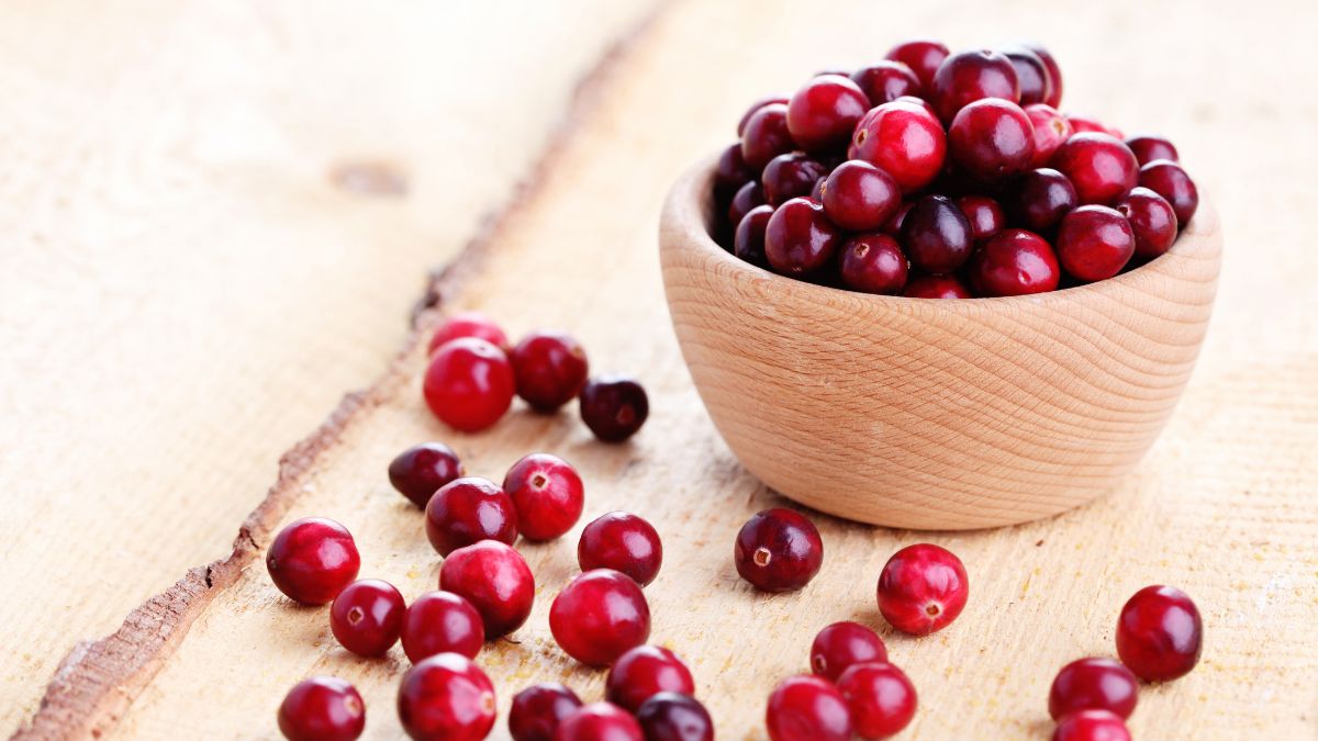 5 Astonishing Health Benefits Of Eating Dried Cranberries