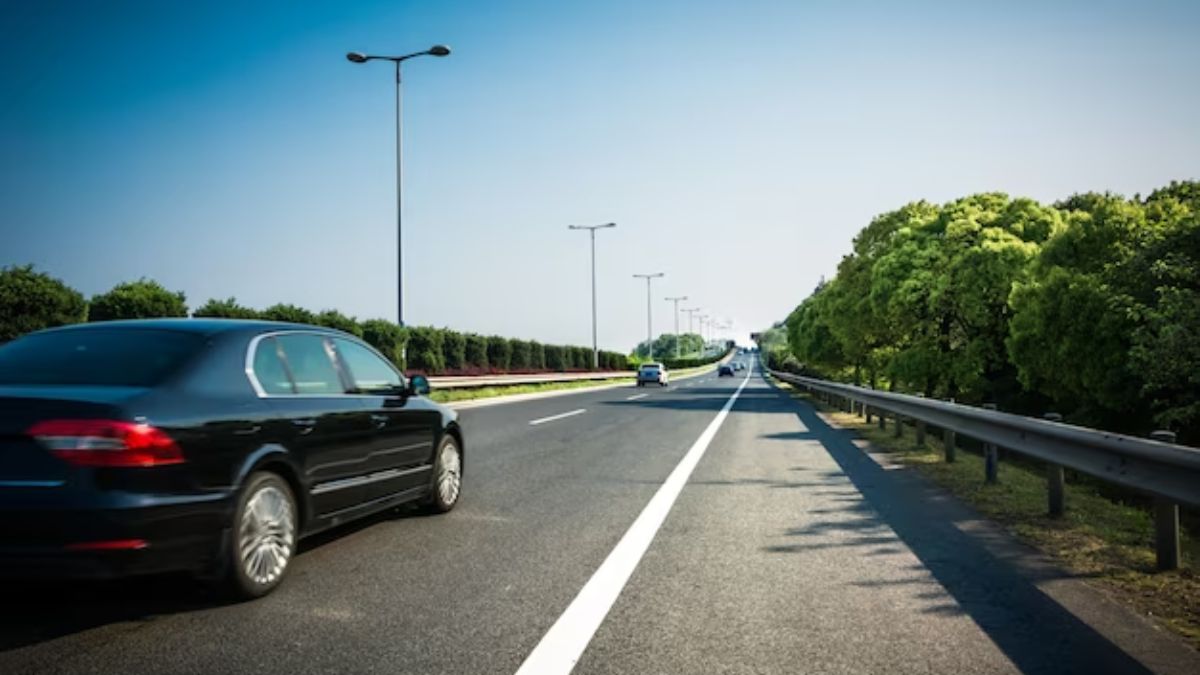 best-car-gadgets-from-tyre-inflator-to-dash-cam-top-accessories-to-buy-for-your-car