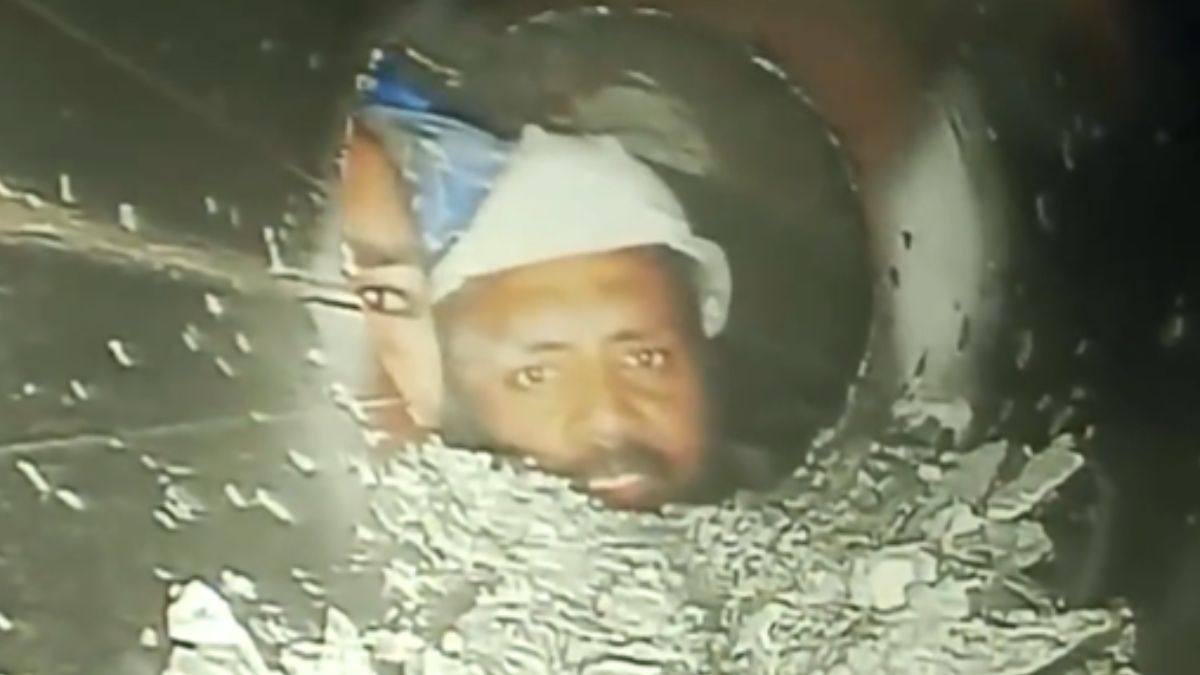 dont-want-my-son-to-work-in-father-of-uttar-pradesh-worker-trapped-in-uttarkashi-tunnel-as-rescue-ops-delay-further