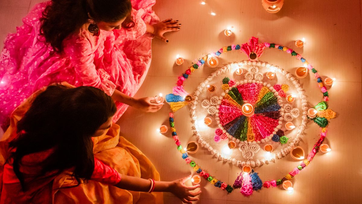 diwali-2023-vastu-tips-for-lighting-and-rangoli-to-help-you-welcome-prosperity-in-your-home