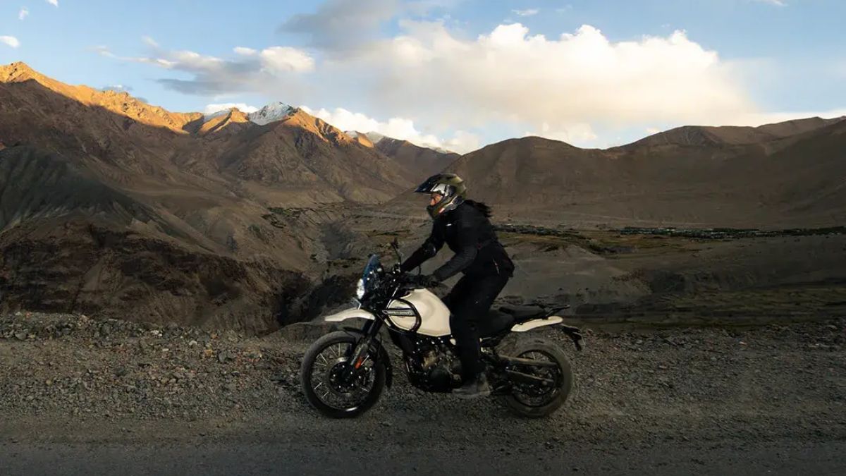 Royal Enfield Himalayan 452 To Officially Launch During RE Motoverse On ...