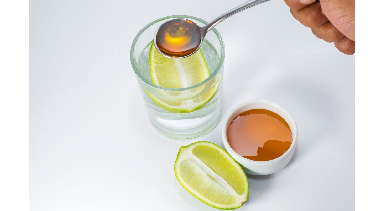 5 Astonishing Benefits Of Drinking Warm Lemon Water With Honey In Winters