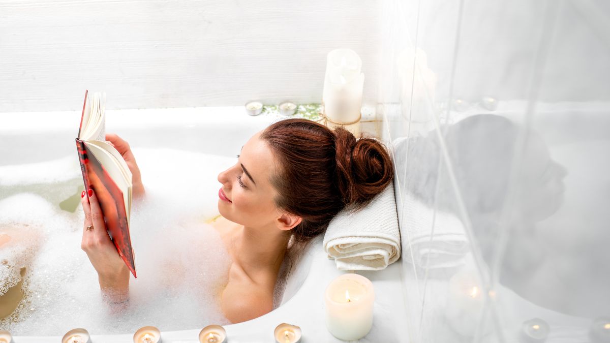 Hot Shower vs Cold Shower Know About Amazing Health Benefits Of Each