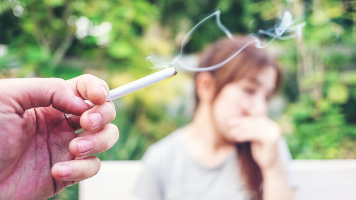 world-pneumonia-day-2023-doctor-explains-how-cigarette-smoking-can-be-the-strongest-risk-factor-for-pneumonia