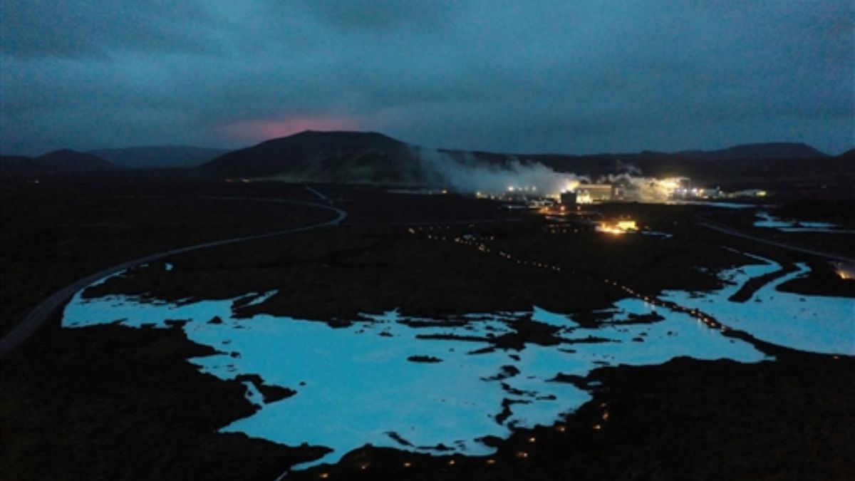 Iceland On Emergency After 800 Earthquakes Strike Within 24 Hrs Alarm