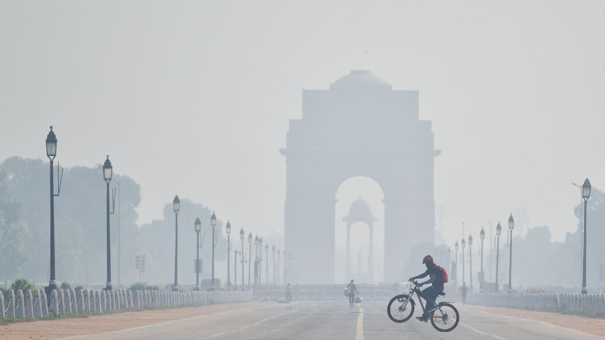 delhi-environment-minister-gopal-rai-blames-uttar-pradesh-haryana-for-air-pollution-as-aqi-severe