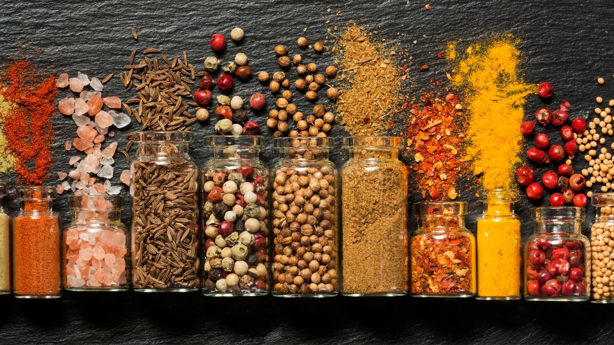 5 Kitchen Spices To Include In Your Recipes For Healthy Heart