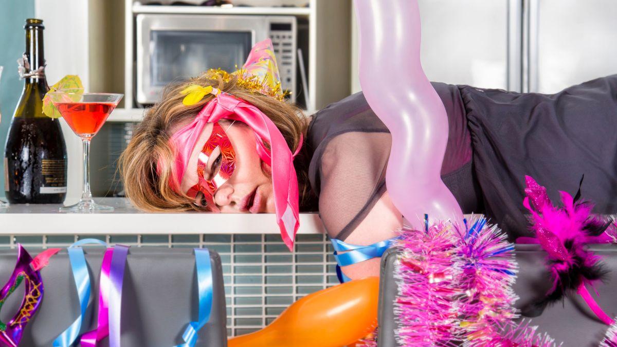 want-to-cure-hangover-naturally-try-these-5-tips-at-home