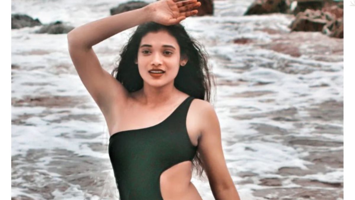Telugu Actor Rekha Boj Commits To Run Naked On Vizag Beach If India Wins  World Cup