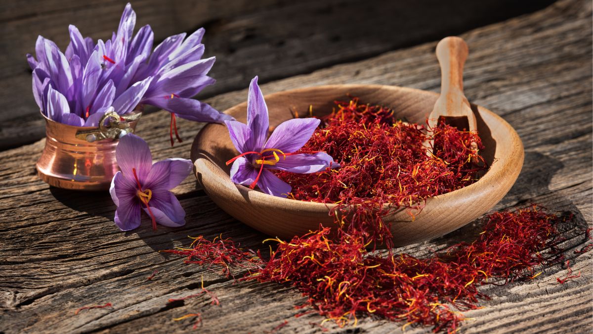 5 Reasons To Drink Saffron Water Regularly Better Digestion To