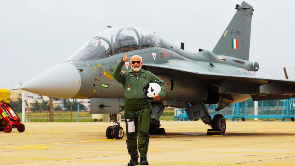 PM Modi Flies In Tejas Fighter Jet From Bengaluru; Shares 'Incredible ...