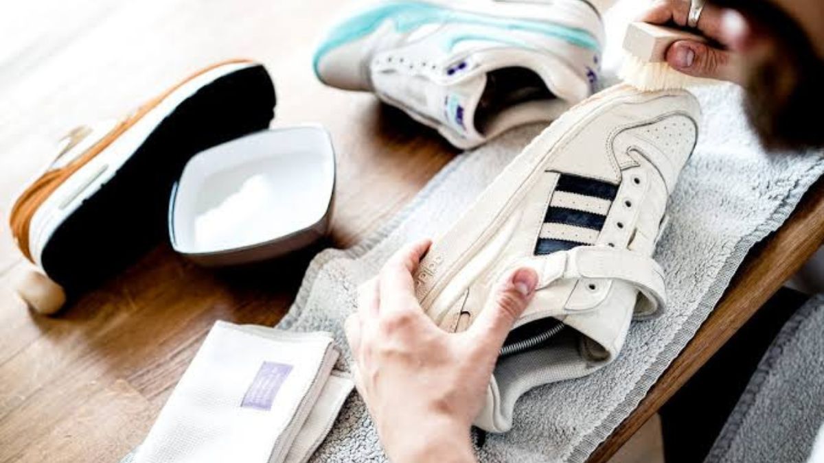 10 Essential Shoe Care Tips for Long-Lasting Footwear During Cold