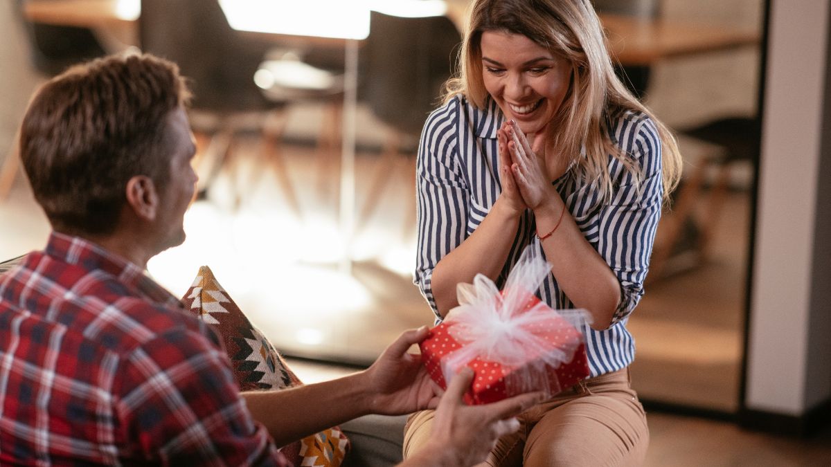 100 Romantic Questions To Ask Your Girlfirend And Make Her Heart Melt