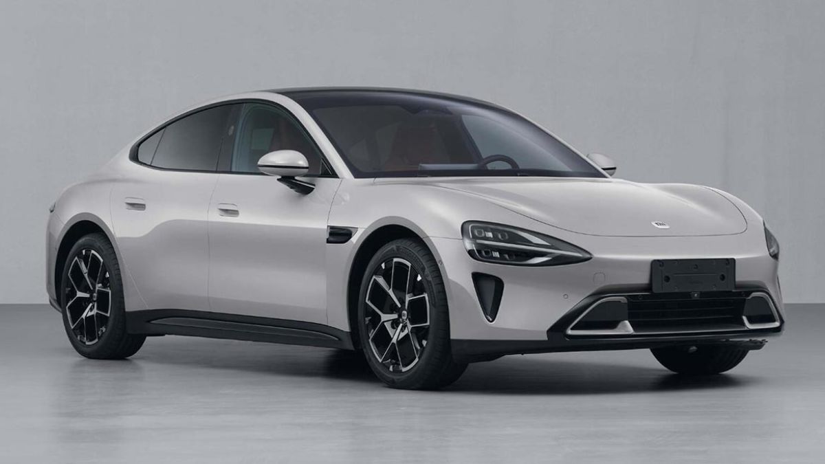 xiaomi-su7-ev-revealed-as-chinese-giant-brings-its-first-electric-car-check-prices-specifications-other-details-inside