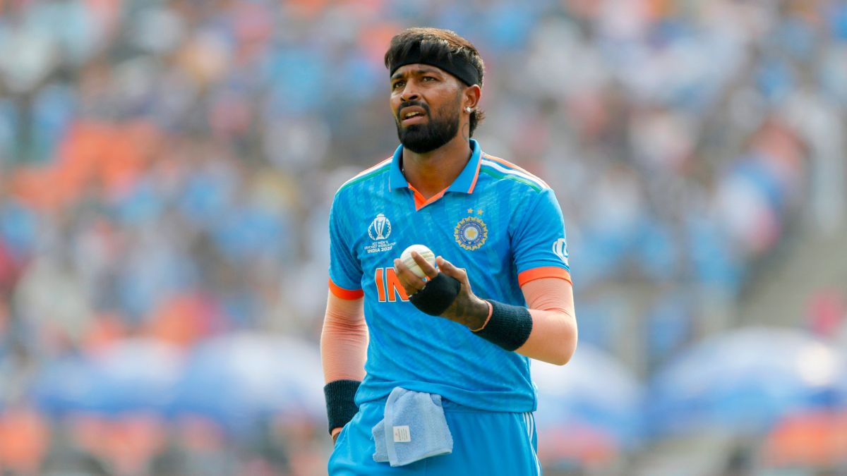 world-cup-2023-hardik-pandya-likely-to-join-india-squad-in-mumbai-remain-doubtful-for-sri-lanka-clash