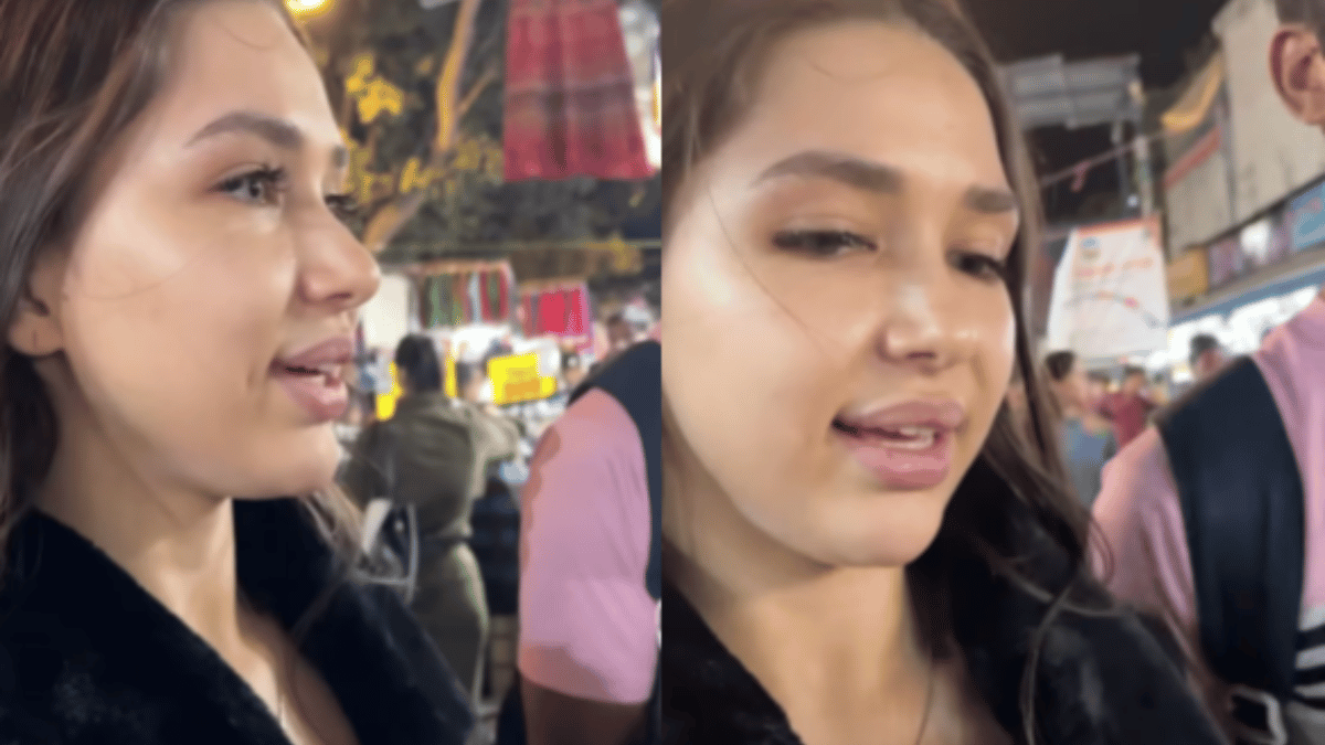 russian-youtuber-harassed-in-delhi-sarojini-nagar-market-irked-indians-apologise-on-man-behalf-watch-viral-video