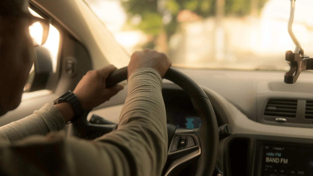 uber-driver-inappropriately-texts-woman-after-completing-ride-and-tries-to-befriend-her-uber-under-fire-for-safety-concerns