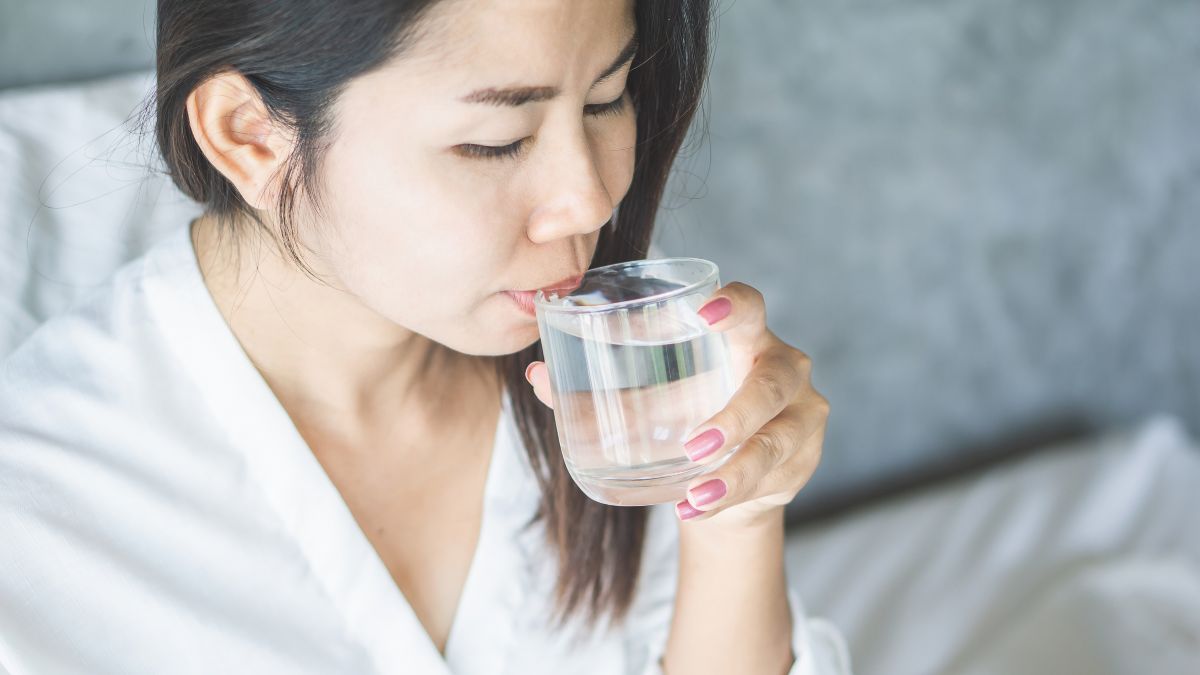Why You Must Drink Warm Water? Do You Know About These 5 Benefits