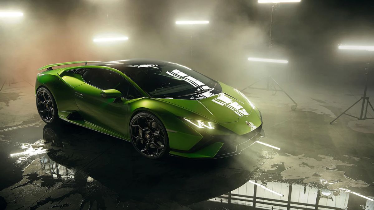 shraddha-kapoor-gifts-herself-lamborghini-huracan-tecnica-worth-rs-44-cr-all-about-the-car