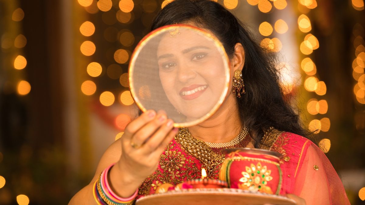 Personalized Engraved Wooden Photo Frame Karwachauth Gift For Wife -  Incredible Gifts