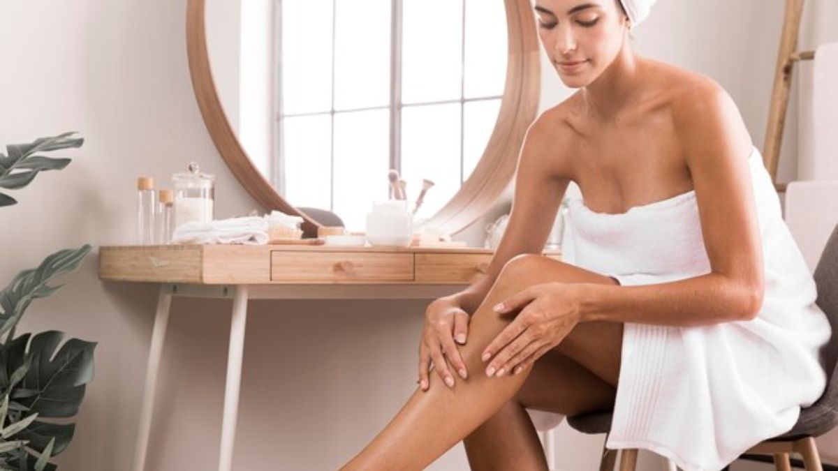 5-post-wax-care-tips-to-prevent-strawberry-legs-and-get-smooth-skin