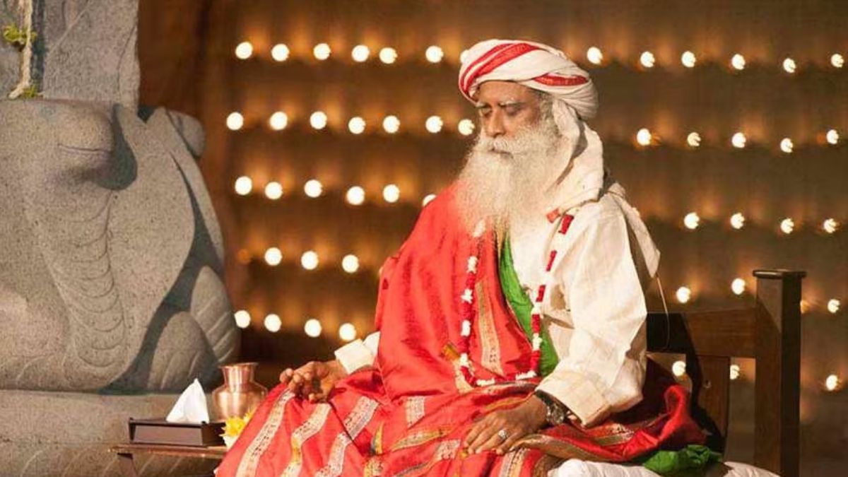 biography of sadhguru in english