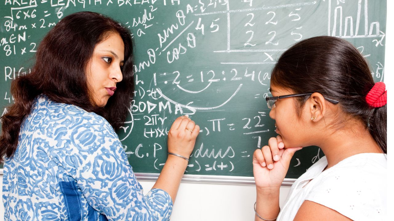 how-well-trained-teachers-excel-in-managing-professional-demands-and-student-success-experts-explain