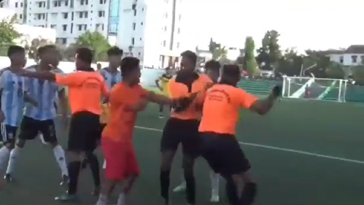 wwelike-brawl-takes-over-football-field-netizens-react-to-viral-video-of-fight-between-referee-and-players-watch