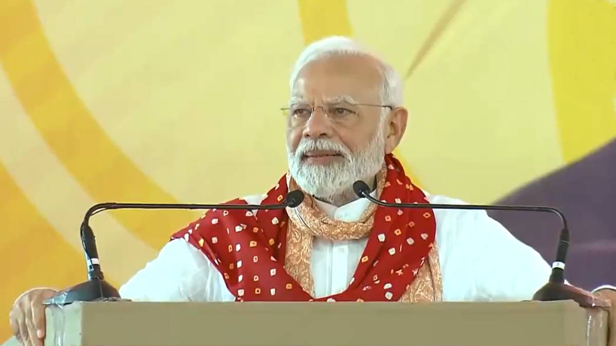 LIVE: PM Modi Attends Vibrant Gujarat Summit; Addresses Women's Rally ...