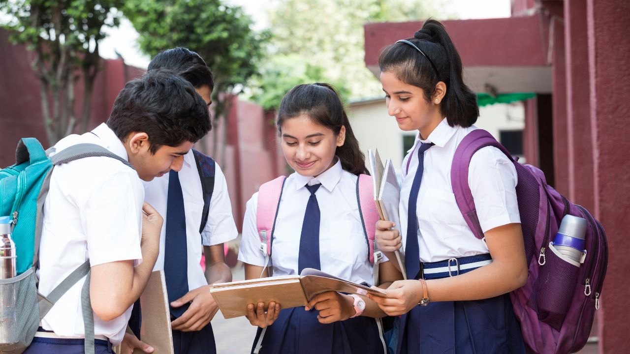 uttar-pradesh-schools-to-conduct-quarterly-evaluations-of-students-from-september-11