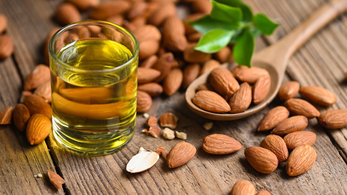 Best 5 Advantages Of Almond Oil For Your Hair