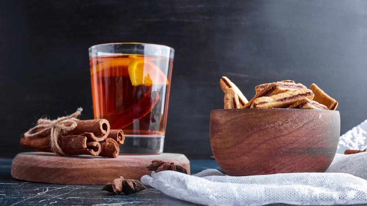 5 Unbeatable Advantages Of Drinking Clove Tea