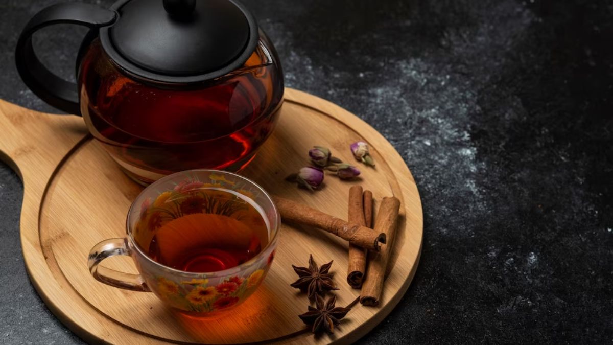 5 Unbeatable Advantages Of Drinking Clove Tea