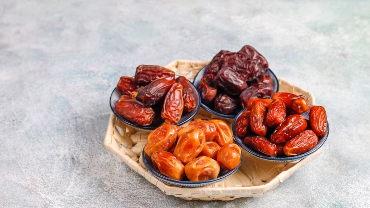 5 Reasons Why You Must Eat Dates In The Morning