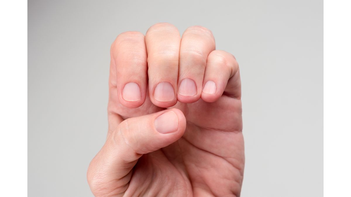 5 Easy Ways To Keep Your Nails Clean And Maintain Hygiene