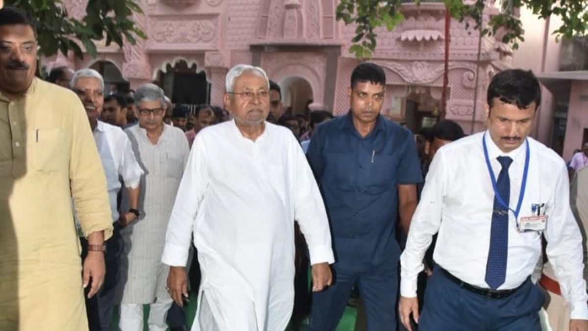 bihar-cm-nitish-kumar-finds-top-ministers-absent-during-surprise-visit-to-govt-offices