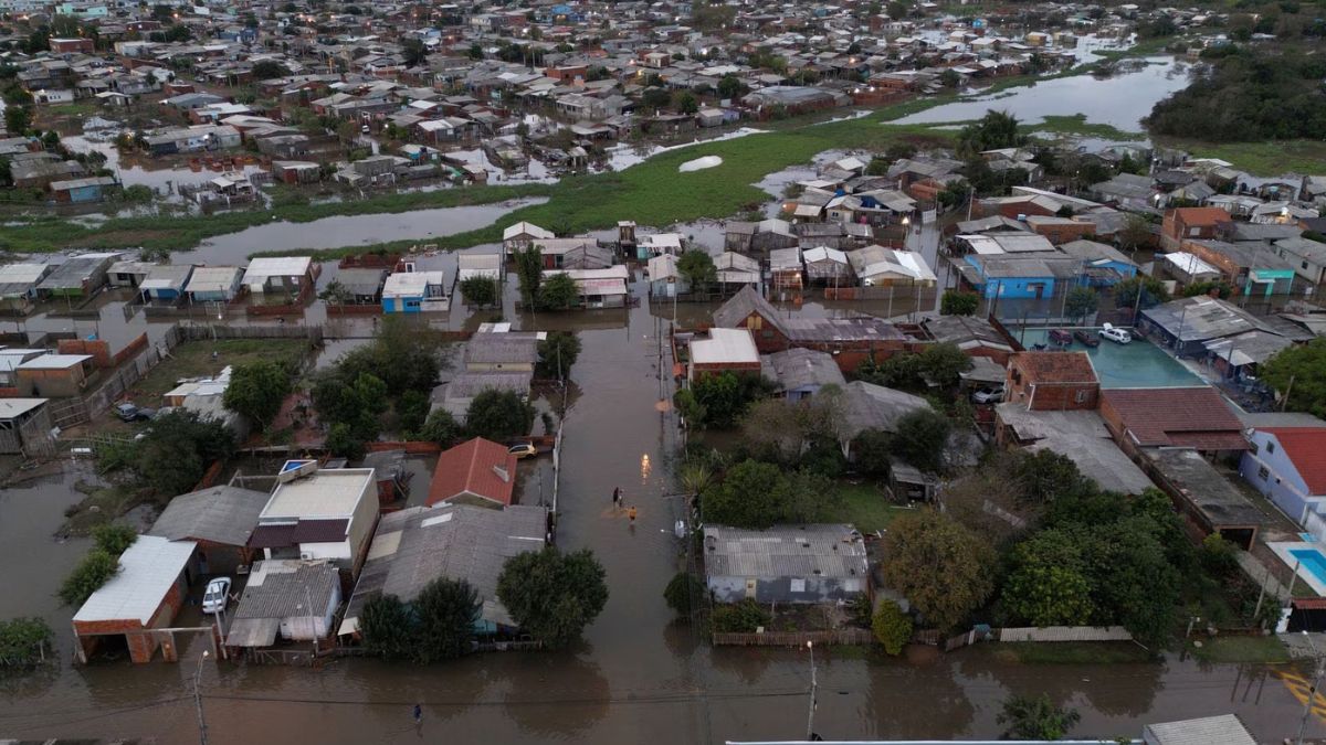 Over 20 Dead, Hundreds Displaced After Cyclone Hits Southern Brazil