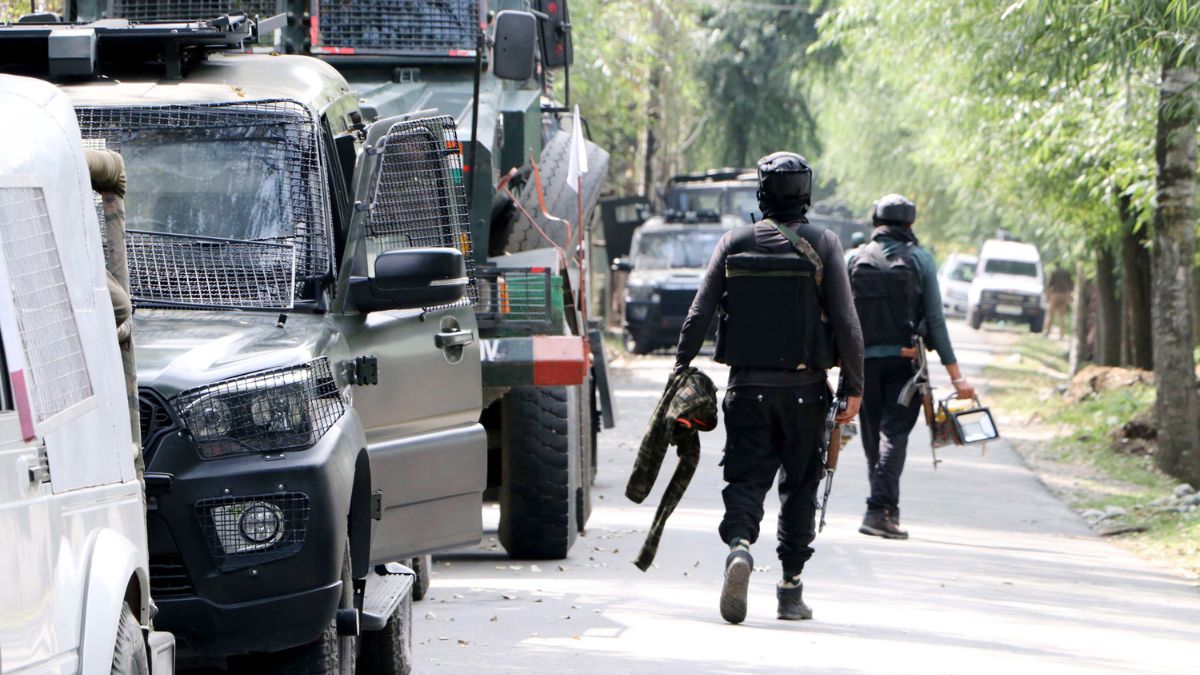 uri-encounter-security-forces-arrest-two-with-pistols-grenades-hours-after-three-terrorists-killed-in-j-k-baramulla-latest-updates