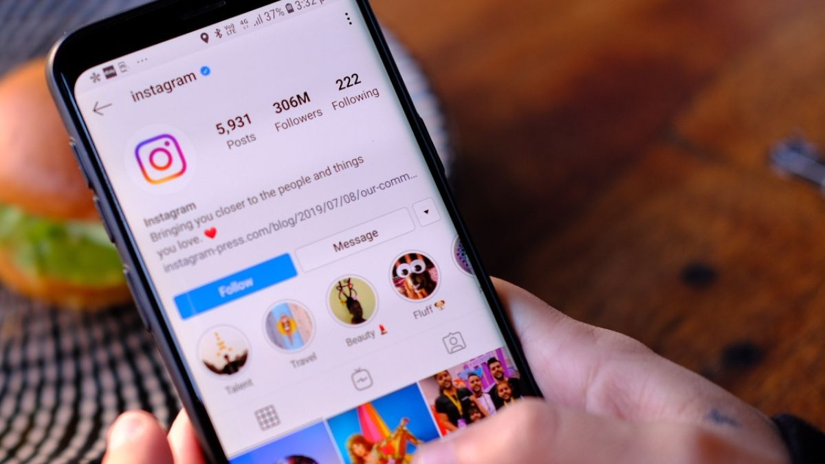 delhi-man-attempts-suicide-on-instagram-live-over-marital-dispute-rescued