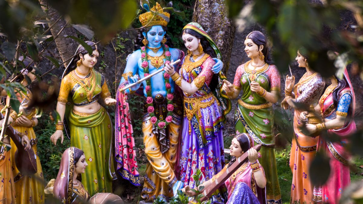 Janmashtami 2023 Chant These Lord Krishna Mantras According To Your