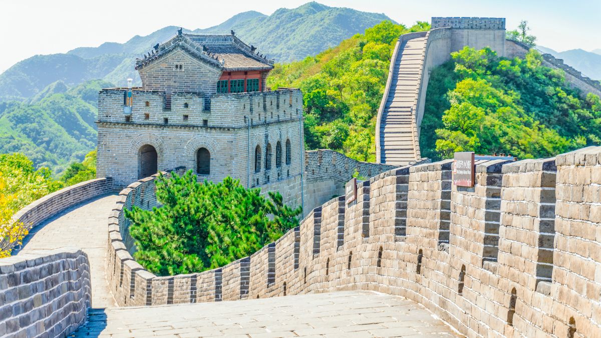 Great Wall of China Reportedly Damaged by Excavator Used to Make Shortcut