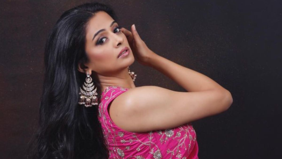 jawan-star-priyamani-talks-about-how-atlee-cheated-her-ahead-of-the-film-release-here-what-we-know