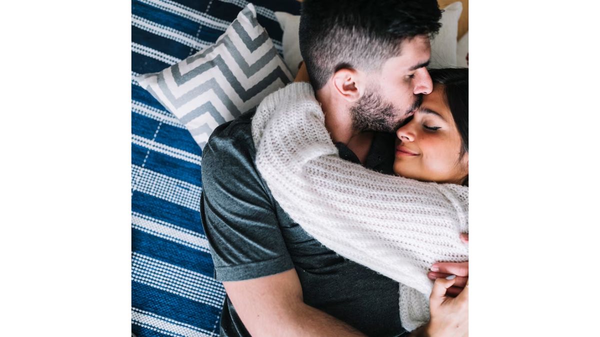 Health Benefits Of Cuddling 5 Ways This Love Language Can Benefit Your Health 2930