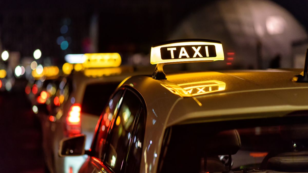 you-are-indian-you-are-stupid-chinese-cab-driver-abuses-woman-9yearold-daughter-in-singapore-assuming-them-indians