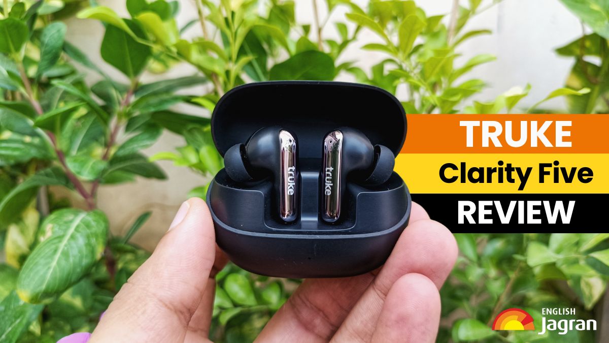 Turke Clarity Five Earbuds Review Blend of Sophisticated Looks