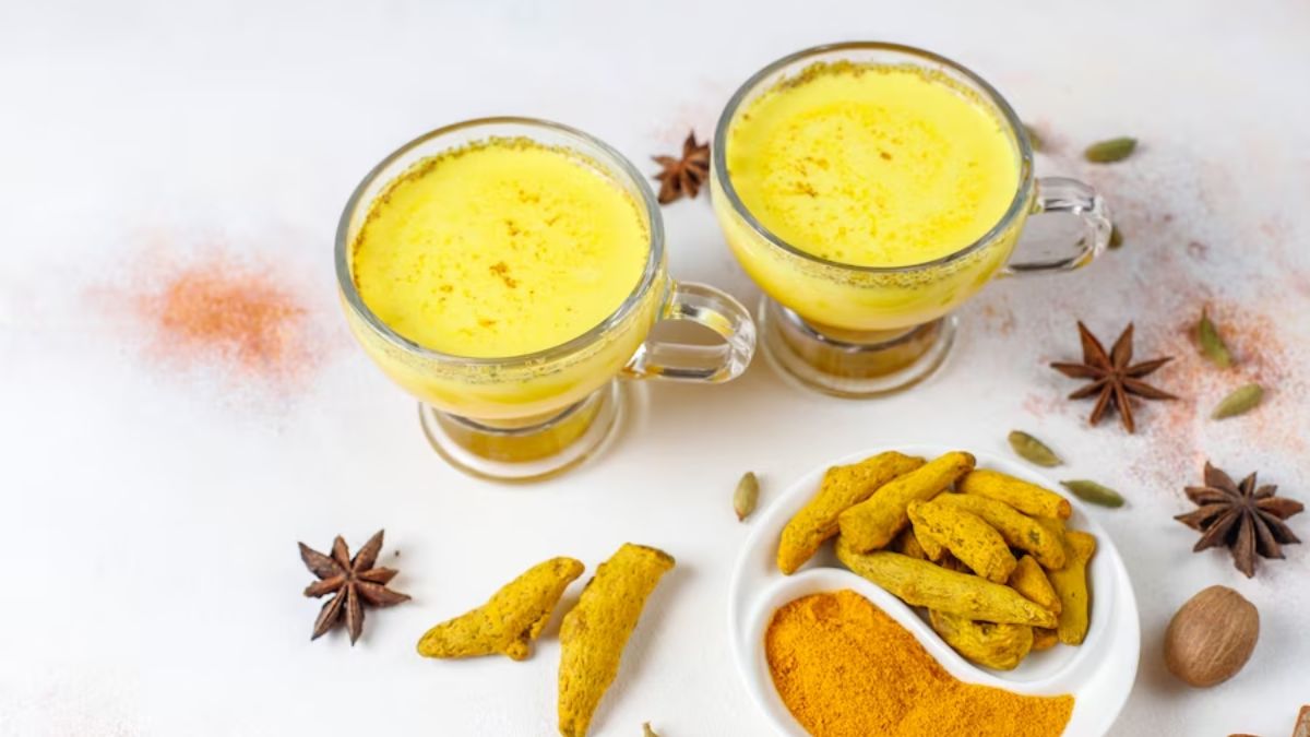 5 Amazing Benefits Of Drinking Turmeric Water For A Healthy Body