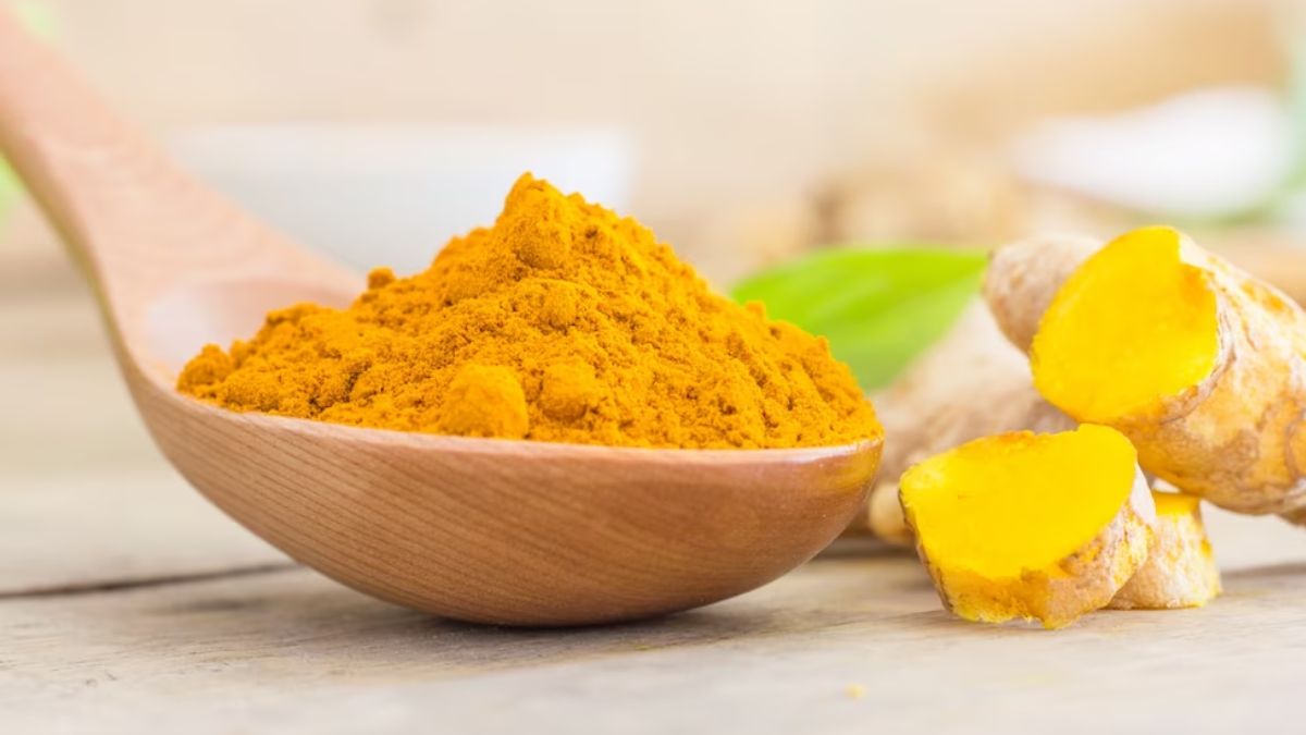 turmeric-for-skincare-5-amazing-reasons-to-use-haldi-for-naturally-glowing-skin