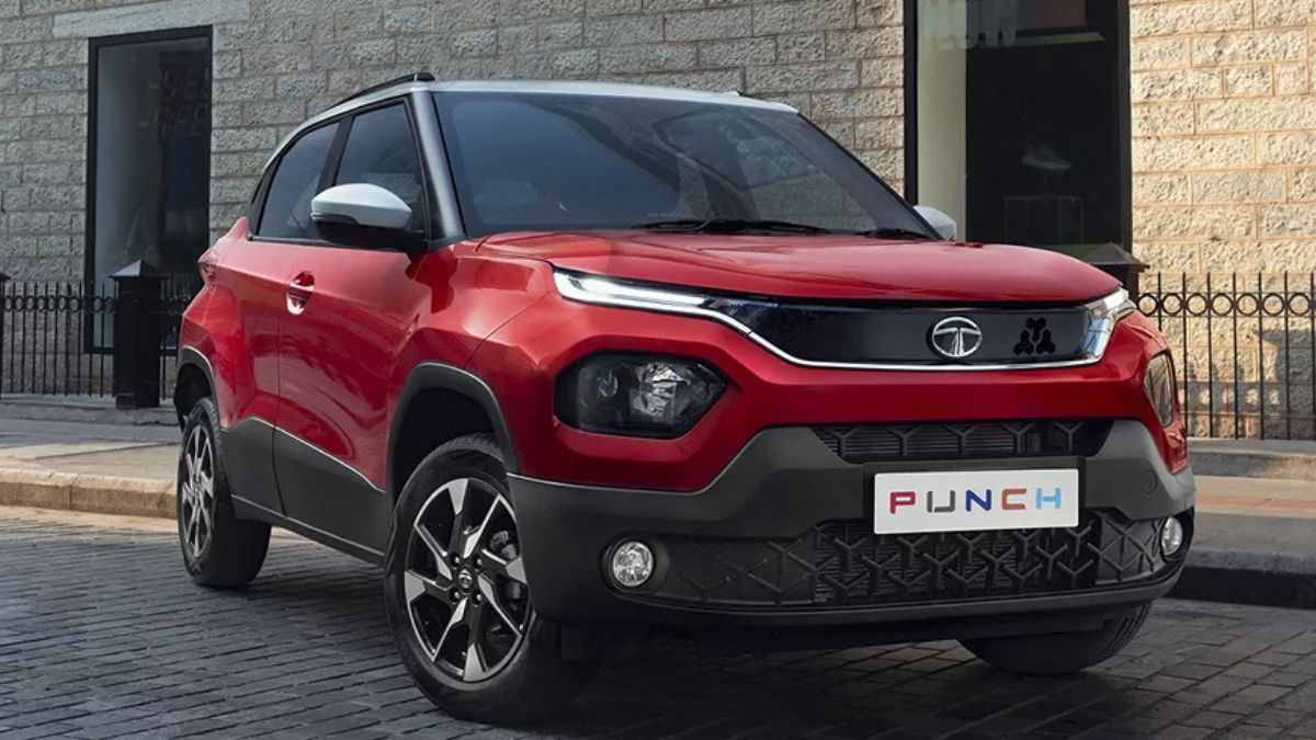 Tata Punch Facelift Spotted Testing In India, May Launch In 2025; Check ...