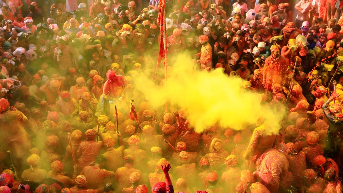 Lathmar Holi Barsana 2024: Why Brijwasis Celebrate This Festival? Know ...