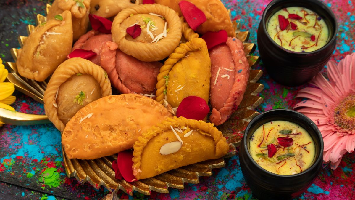 10-Step Delicious Diabetes-Friendly Gujiya Recipe That Will Leave Your ...